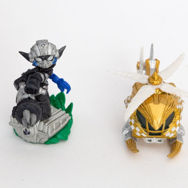 Skylanders Superchargers RARE Dark Super Shot Stealth Elf Nitro Stealth Stinger Carousel 2