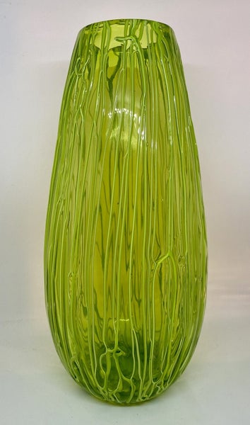 Beautiful vintage Large Art Glass Hand Blown Vase Carousel 2