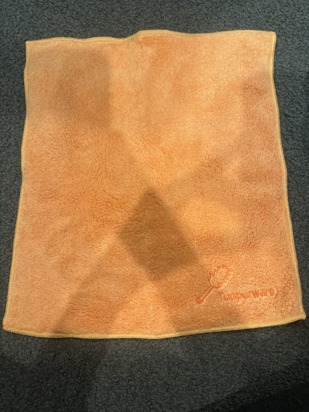 Tupperware dust cloth (brand new) Carousel 1