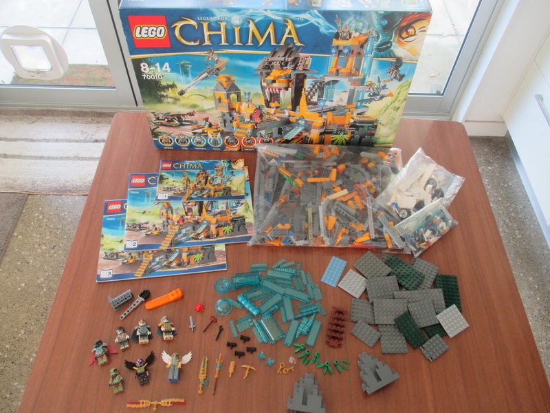 Lego 70010 The Lion CHI Temple Carousel 1