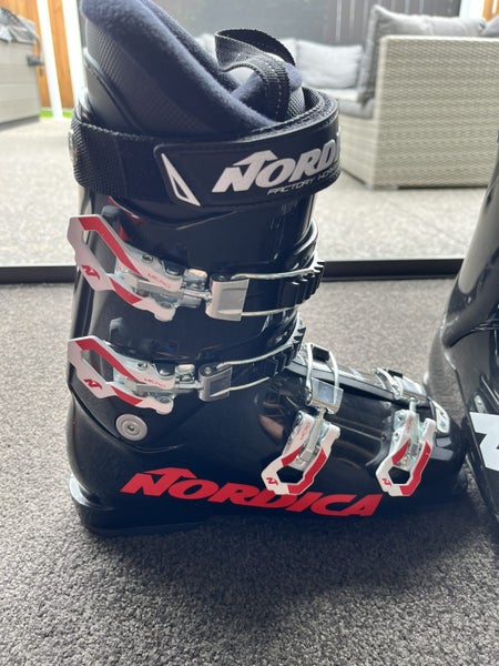Nordica Dobermann GP 60 JR62971018497667112