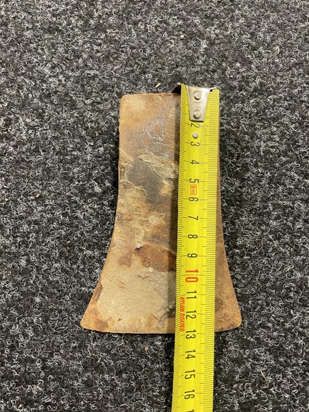 Vintage axe head Carousel 7