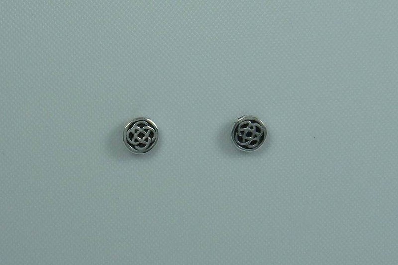 Studs | Celtic Shield Knot Circle | unisex design | 925 Sterling Silver #715 Carousel 1