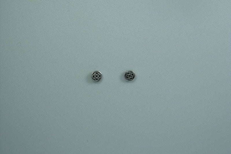 Studs | Celtic Shield Knot Circle | unisex design | 925 Sterling Silver #715 Carousel 2