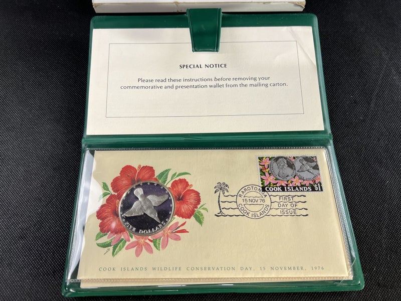 1978 Cook Islands $5 Large Silver Proof Coin On First Day Cover - Lot K953 Carousel 2