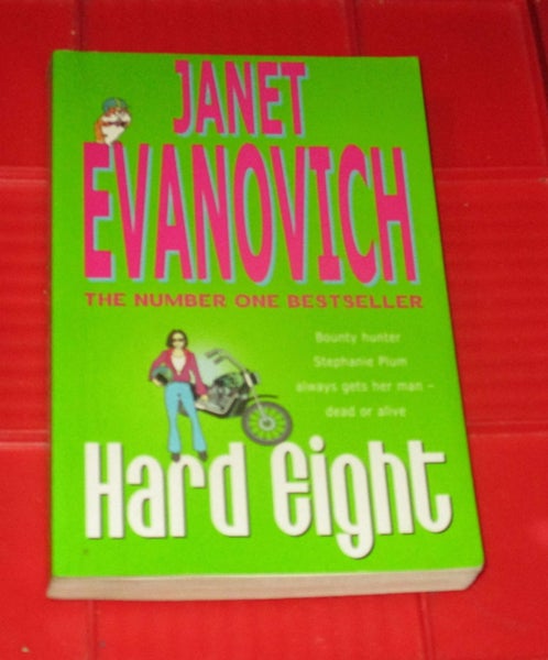 Janet Evanovich - Hard Eight64346287524482110