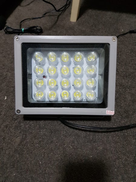 LED Flood Light Outdoor 20W Carousel 1