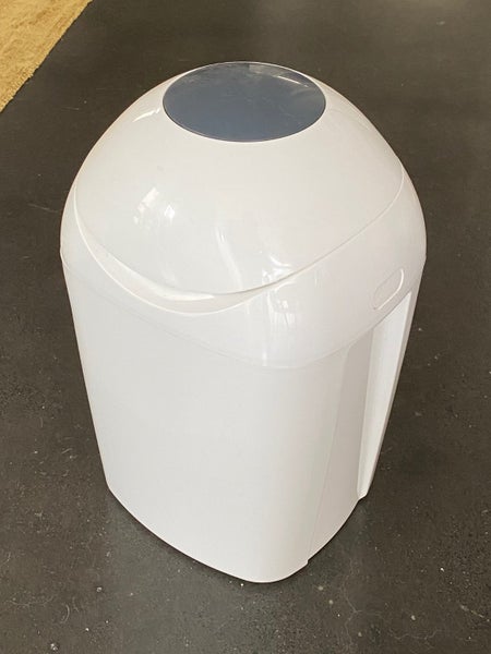 Tommee Tippie Sangenic Nappy Bin (x2) Carousel 2