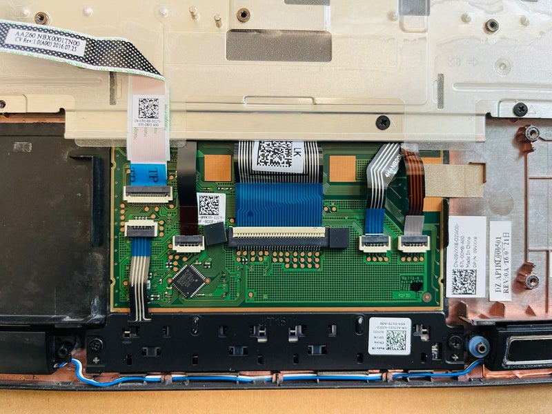 Dell Latitude E7470 Palmrest Assembly with Touchpad Keyboard Carousel 3