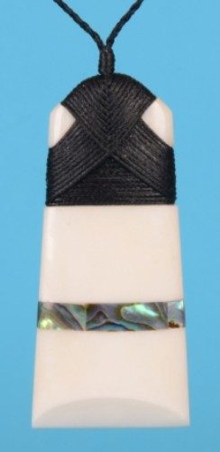 Pendant - Toki (Medium) - Kiwiana Carousel 1