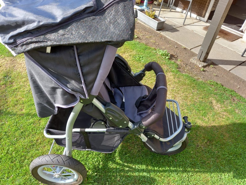 Push Chair Carousel 2