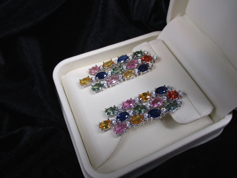 16.70 CT MULTI COLOUR SAPPHIRE & DIAMOND EARRINGS, 14 K WHITE GOLD Carousel 1