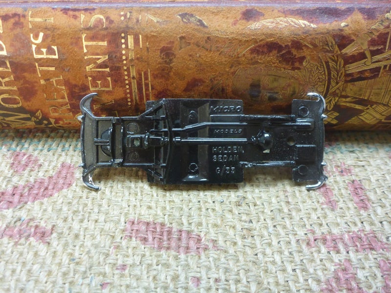 Stunning Vintage NZ Toy Micro Models Model Vehicle Holden Sedan G/33 Die Cast Carousel 1