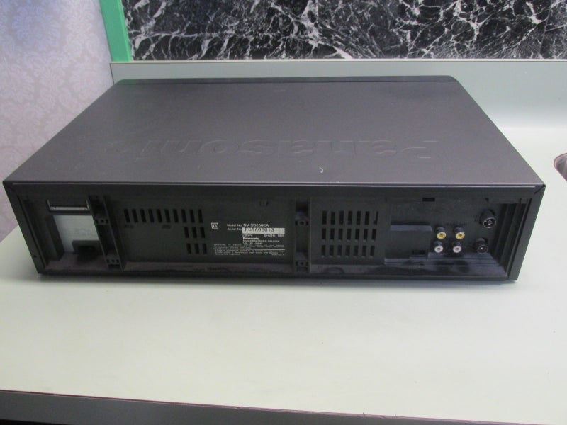 Panasonic NV-SD250EA VHS Tape Recorder Not working Fault listed Carousel 2