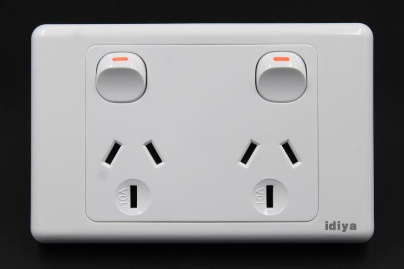 Cotonou Double Power Point Horizontal X1, Wall Saver? Solved! Carousel 1