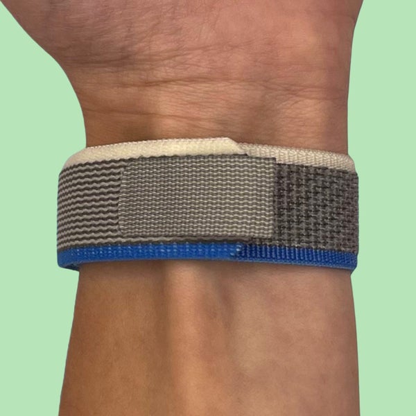 Trail Loop Watch Straps with the TRIWA Falcon Carousel 2