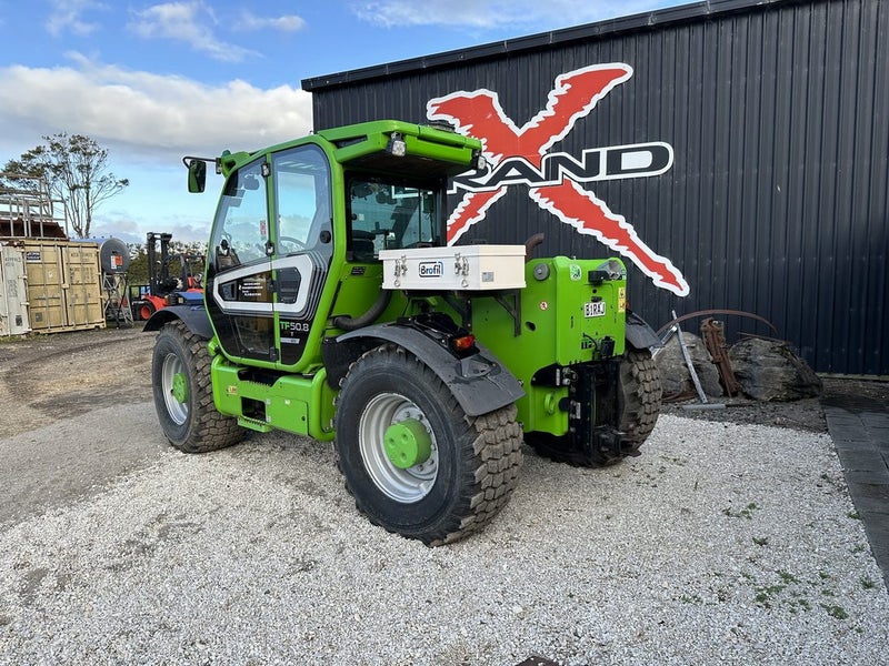 Merlo TF50.8T Telehandler w bucket and forks Carousel 1