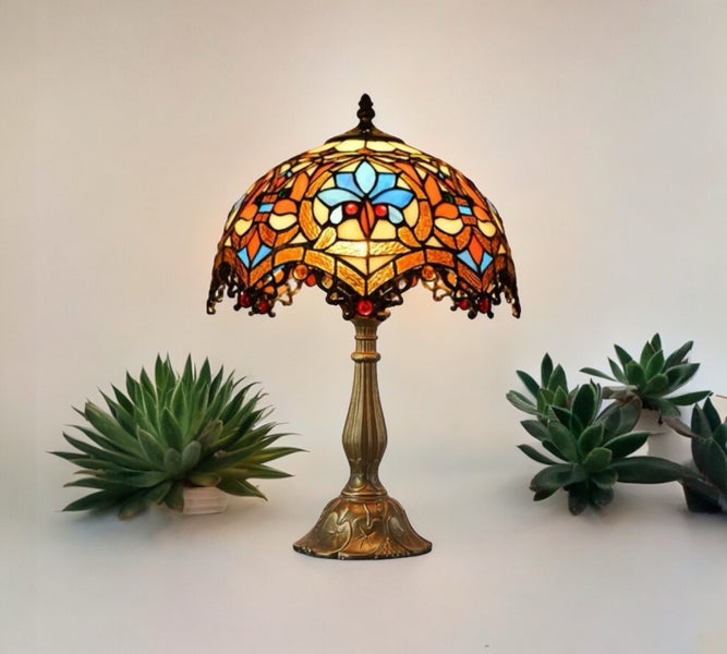 New Design Handmade Tiffany Table Lamp Carousel 1