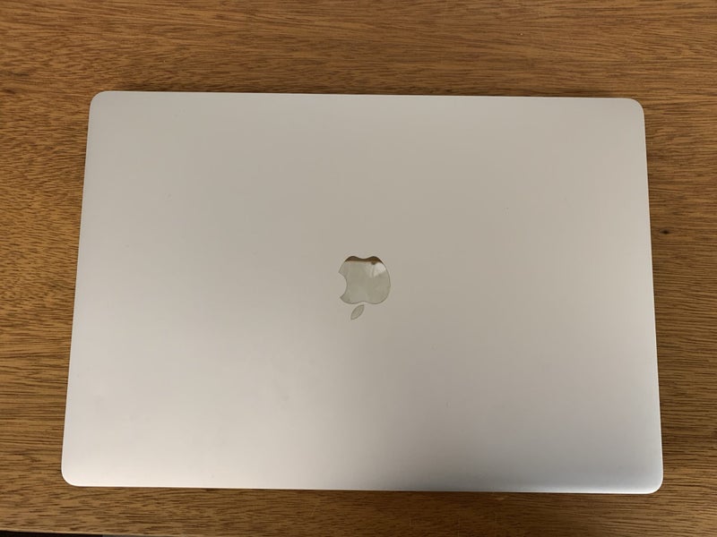 2018MacBook Pro Touch Bar/2.6i7/16GB/500GB Carousel 10