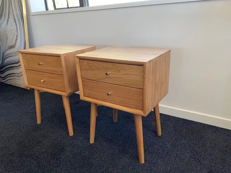 Brand New Pair Of Solid Oak Bedside Table Carousel 16