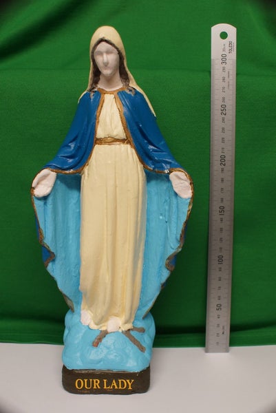 The Immaculate Virgin Mary. Vintage Plaster Statue of Our Blessed Lady. 31cm. Carousel 1