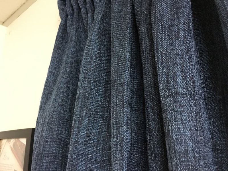 curtains Carousel 3