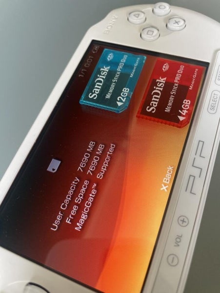 Rare! SanDisk Crystal 512M 1G 2G 4G 8G Combo Memory Stick Pro Duo Magic Gate Carousel 5