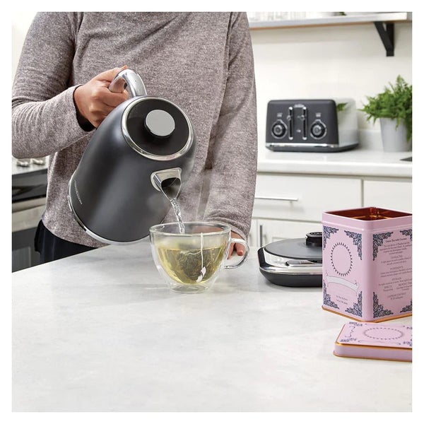 Sunbeam Alinea 4 Slice Toaster and Kettle Set - Black Carousel 8