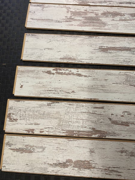 Laminate Flooring - Arctic Oak - Classen Megaloc Carousel 19