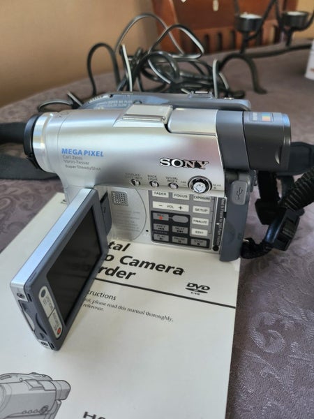 Sony Digital DVD Video Camera Carousel 1