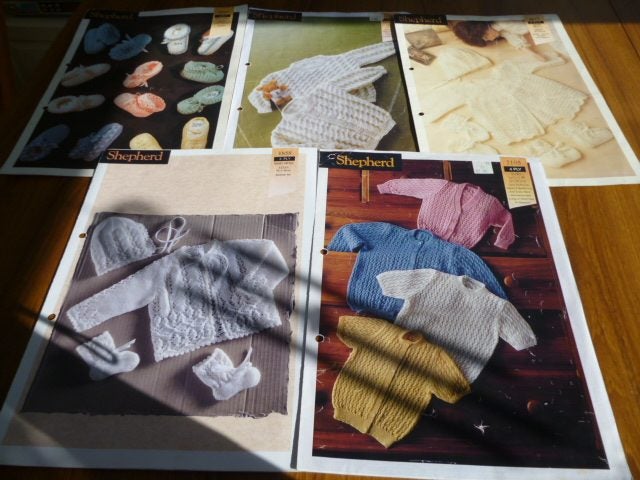 BABY KNITTING PATTERNS Carousel 1