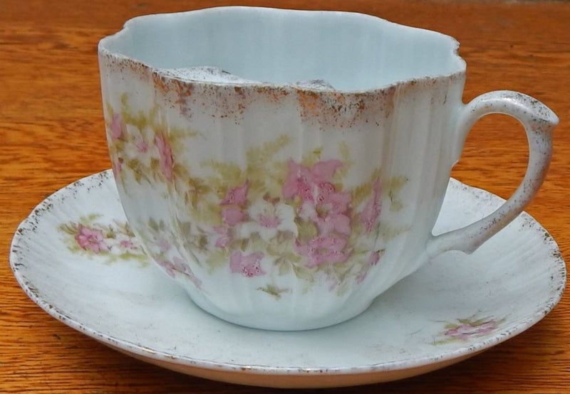 Moustache Cup" WW1-Used AT GALLIPOLI by Col. J.F. Plunket D.S.O., M.C., D.C.M. Carousel 1