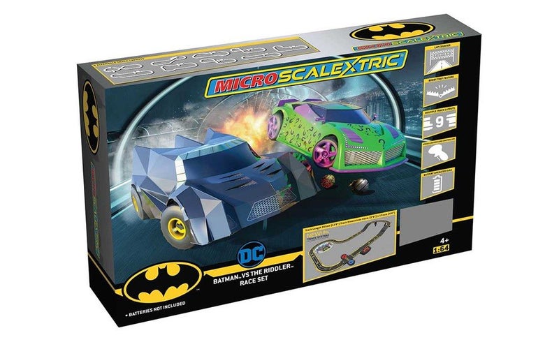 Scalextric G1170 M Set Bat: Batman VS Riddler Carousel 1