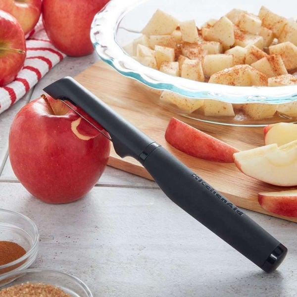 Kitchenaid Soft Touch European Peeler Black Carousel 3