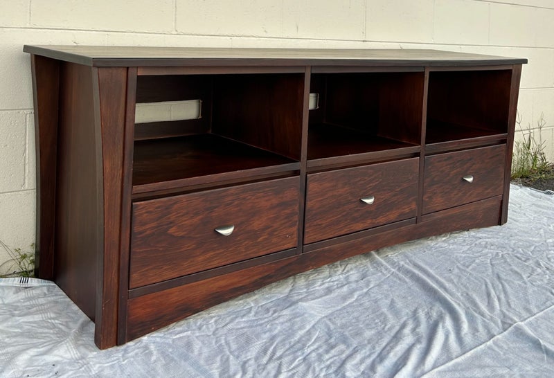 Stunning FOREST Furniture Solid KAURI TV Entertainment Unit Carousel 2