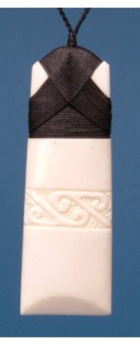Pendant - Engraved Toki (Large) - Kiwiana Carousel 1