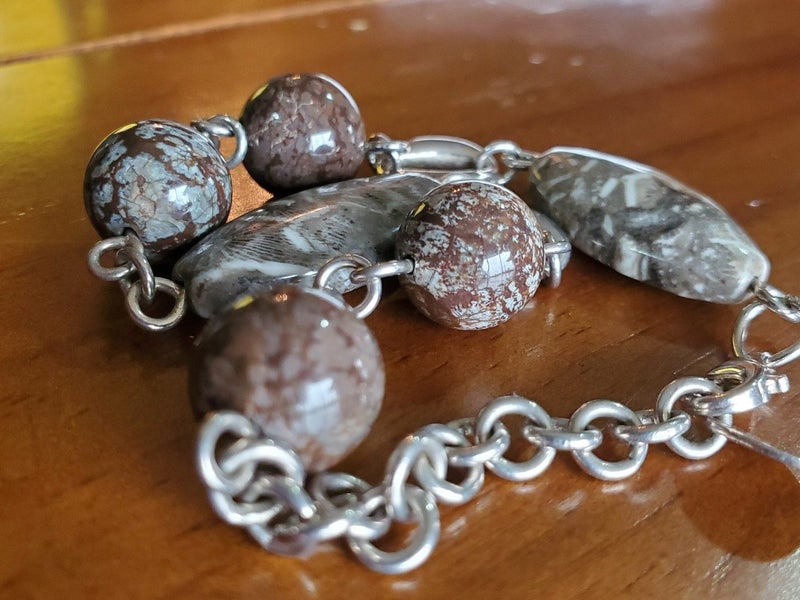 Sterling Silver Lace Agate Bracelet Carousel 1