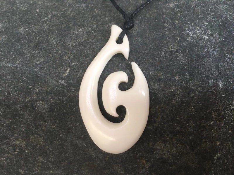 The NZ Classic Bone Carving Carousel 19