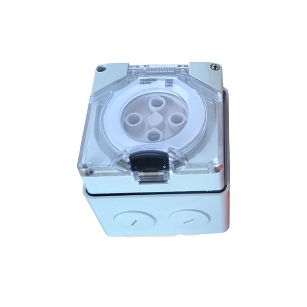 3Ph 40A 4 pin Wall Socket Carousel 1