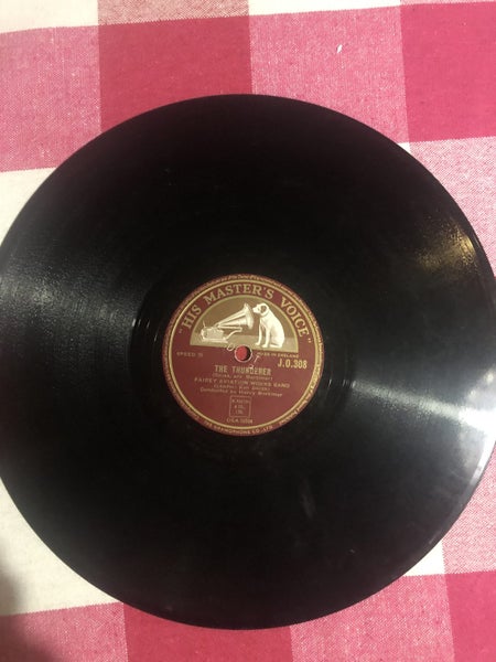Fairey Aviation Works Band the thunder 78 rpm record Carousel 2