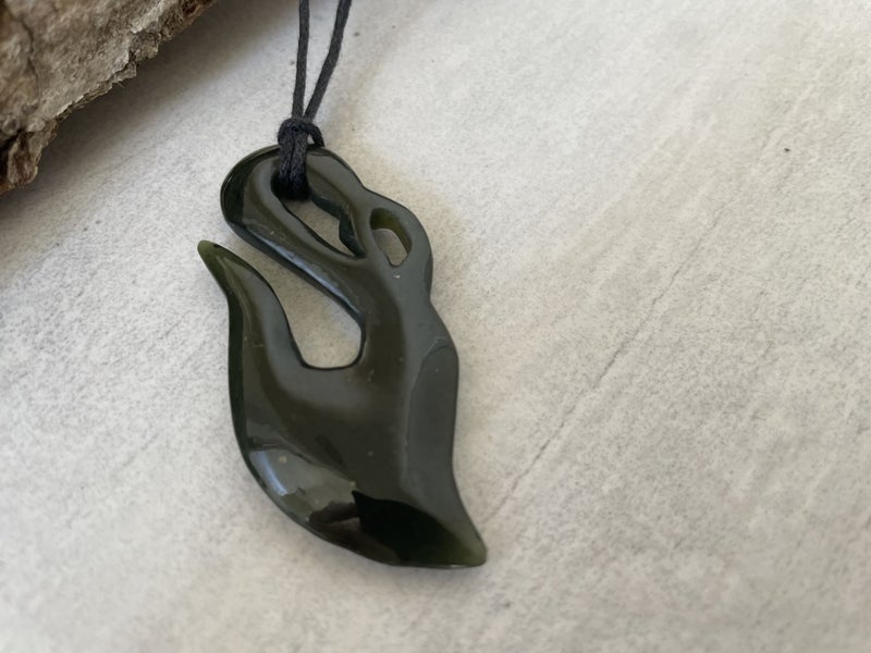 Greenstone Nephrite Jade Maori Manaia 51mm Carousel 1