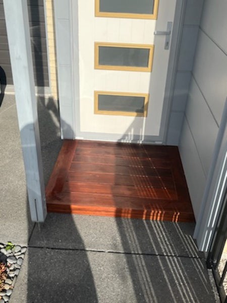 Kwila Front door platform step Carousel 2