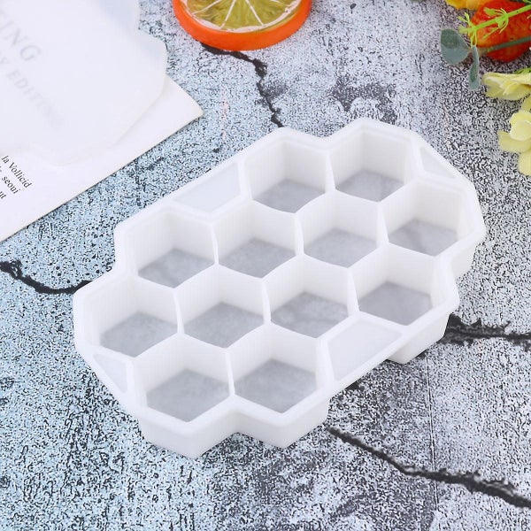 2pcs 12 Grids Honeycomb Shape Ice Making Mold Kitchen Ice Box Mold Portable Ice Carousel 2