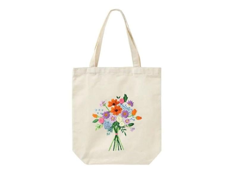 1Set DIY Canvas Tote Bag Embroidery Kit With Flower Pattern Instructions DIY Carousel 1