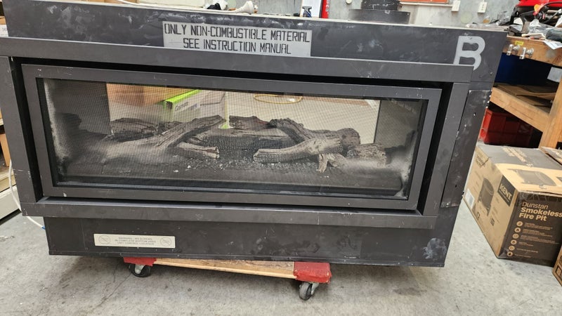 REG GF1500LST NG LOGS DOUBLE SIDED GAS Carousel 8