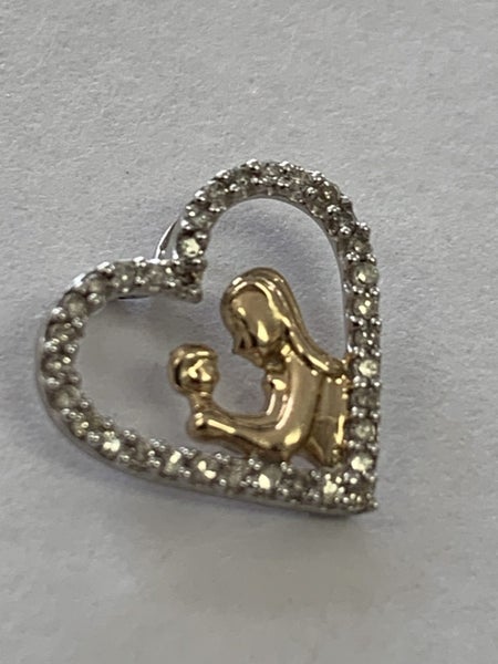 9ct Heart Mum Holding Baby Diamond Pendant Carousel 1