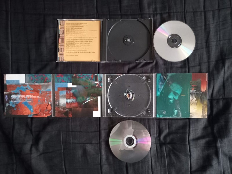 X 2 Bob Marley cds Carousel 3
