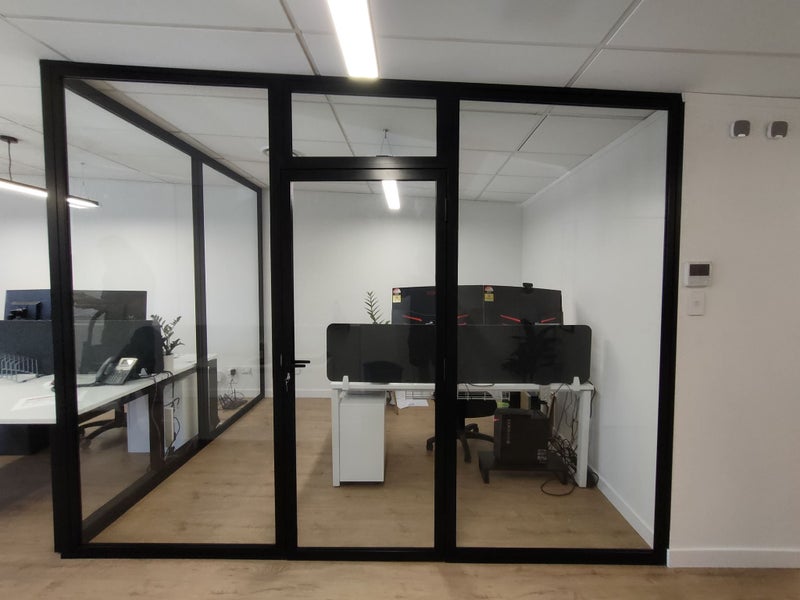 Partitions | Commercial Corner Office | 2.5m x 2.5m x2.7 Carousel 2
