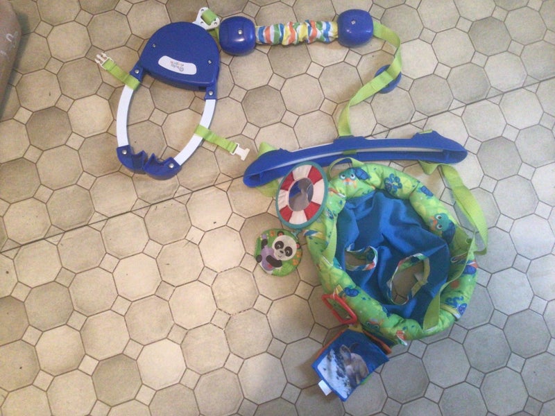 Jolly jumper little used Carousel 1