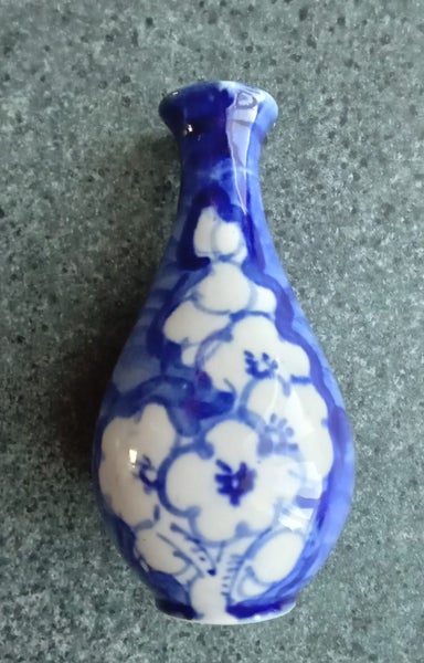 Ceramic Vase Ornament Carousel 2